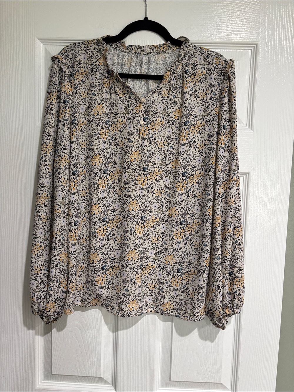 3/$20  LOFT Cream Floral Long-Sleeve Blouse with Yellow Accents